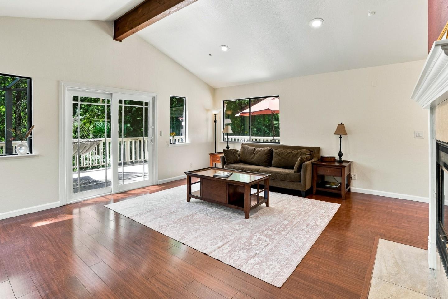 16855 Redwood Lodge RD