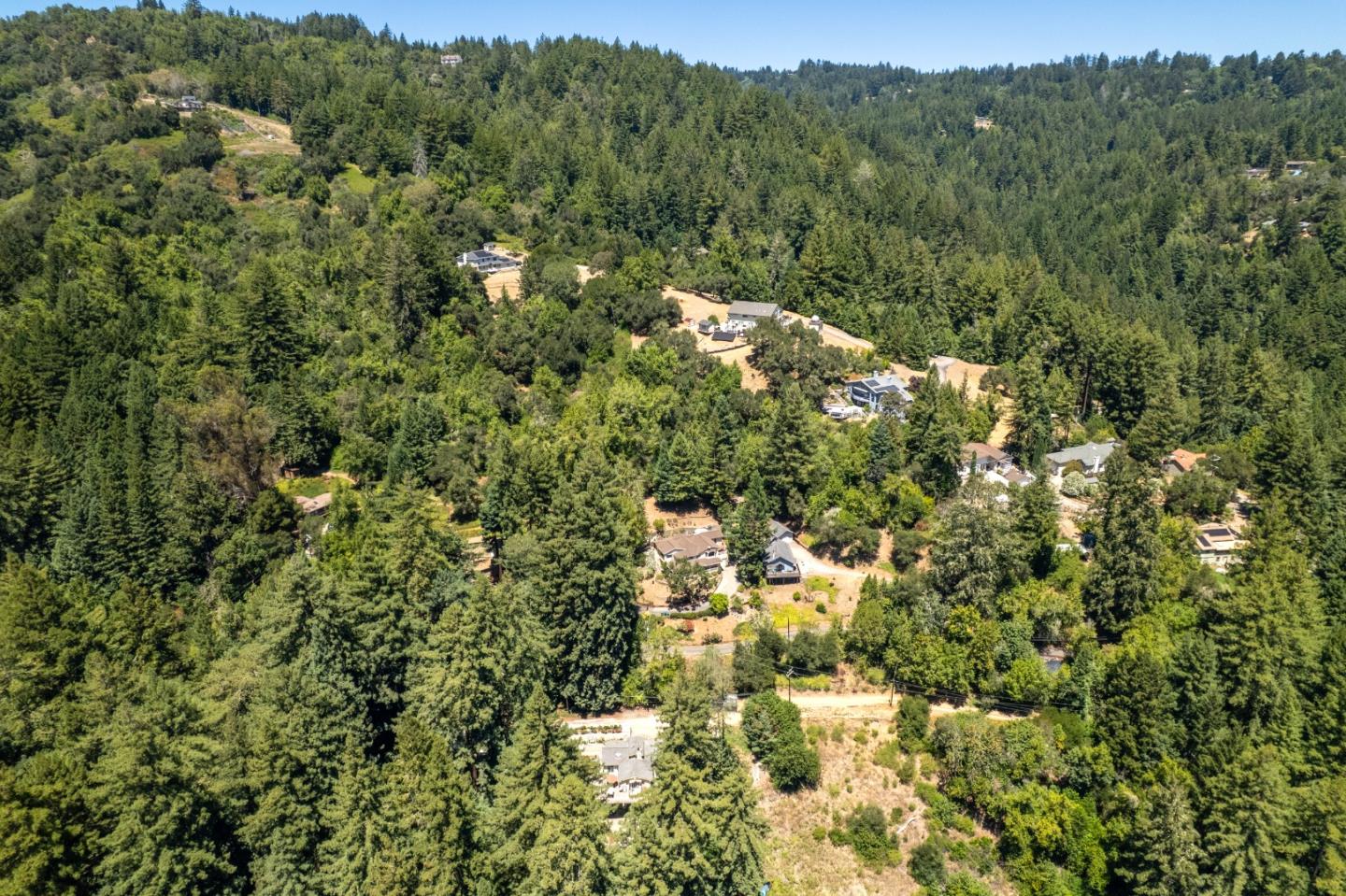16855 Redwood Lodge RD