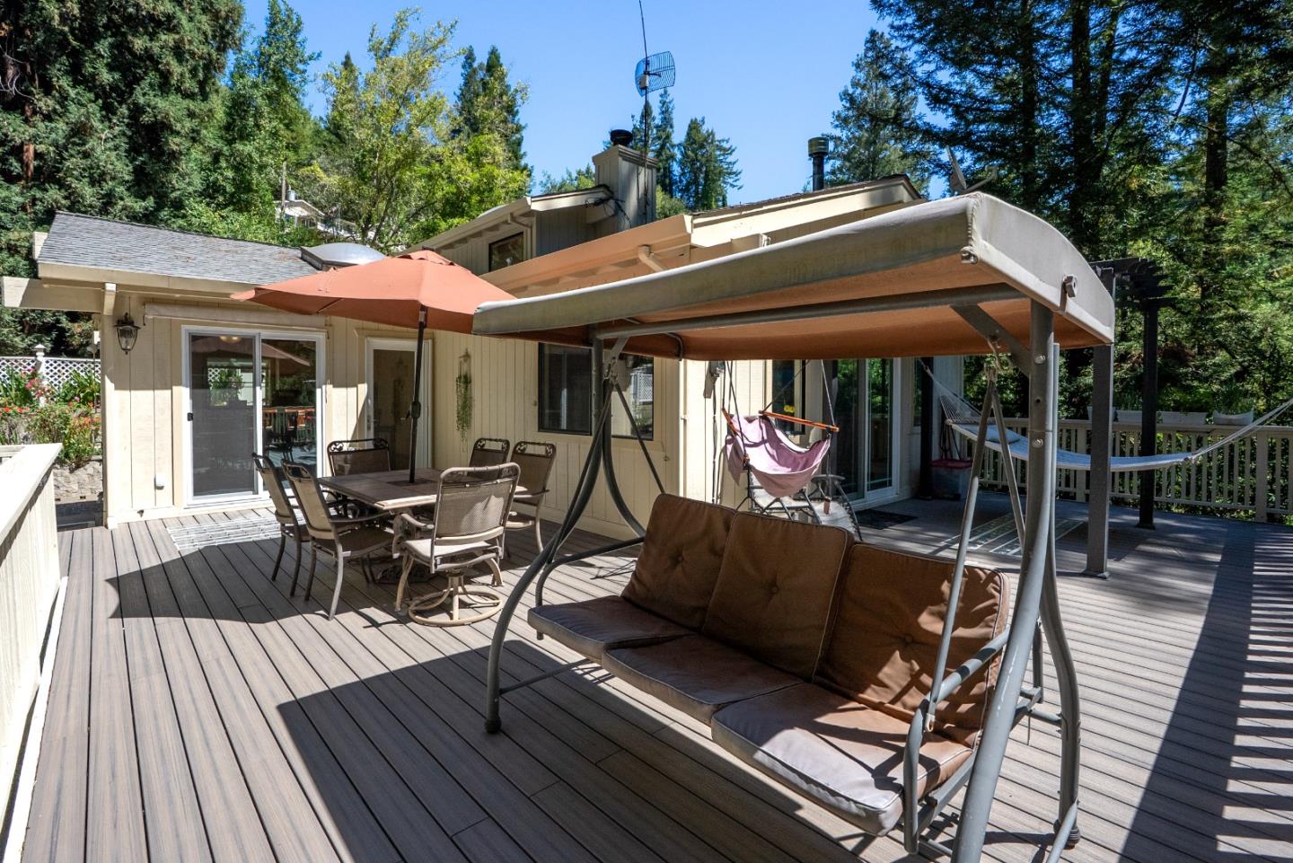 16855 Redwood Lodge RD