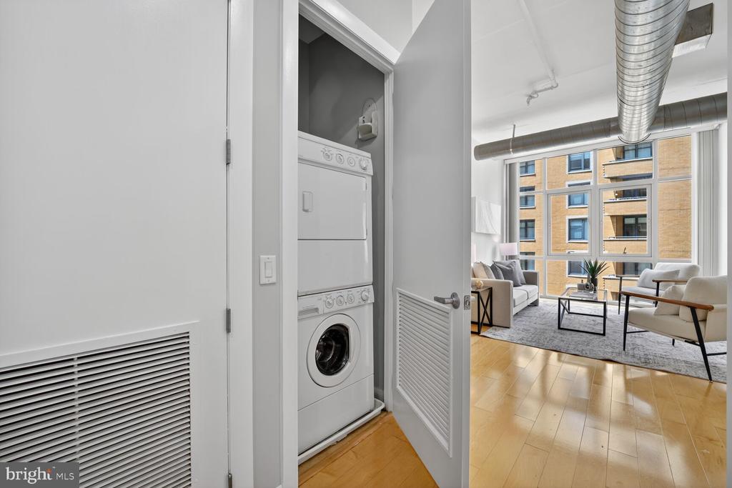 811 4TH STREET NW 807
