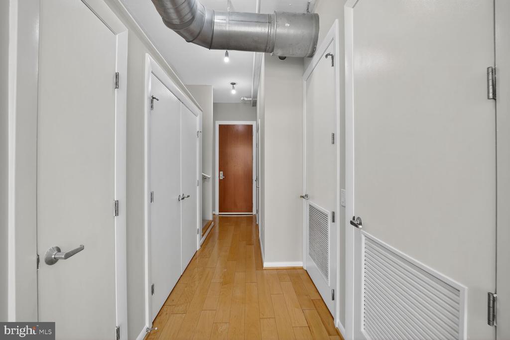 811 4TH STREET NW 807
