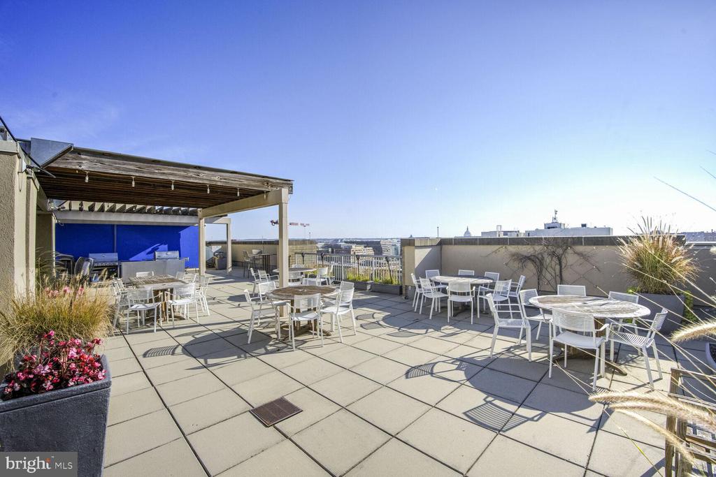 811 4TH STREET NW 807