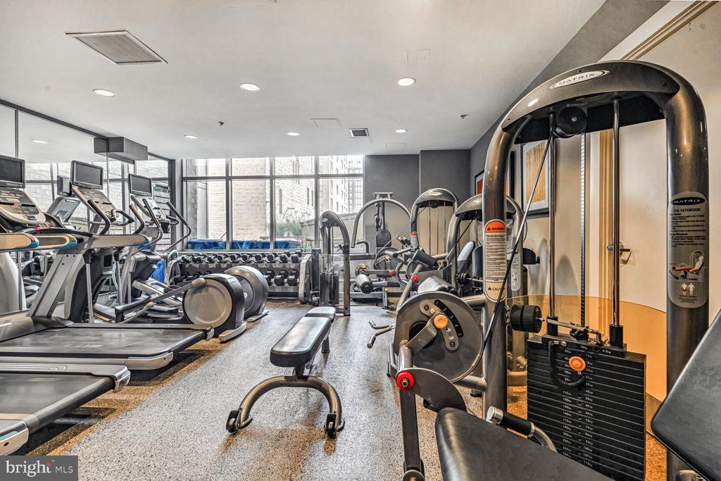 811 4TH STREET NW 807