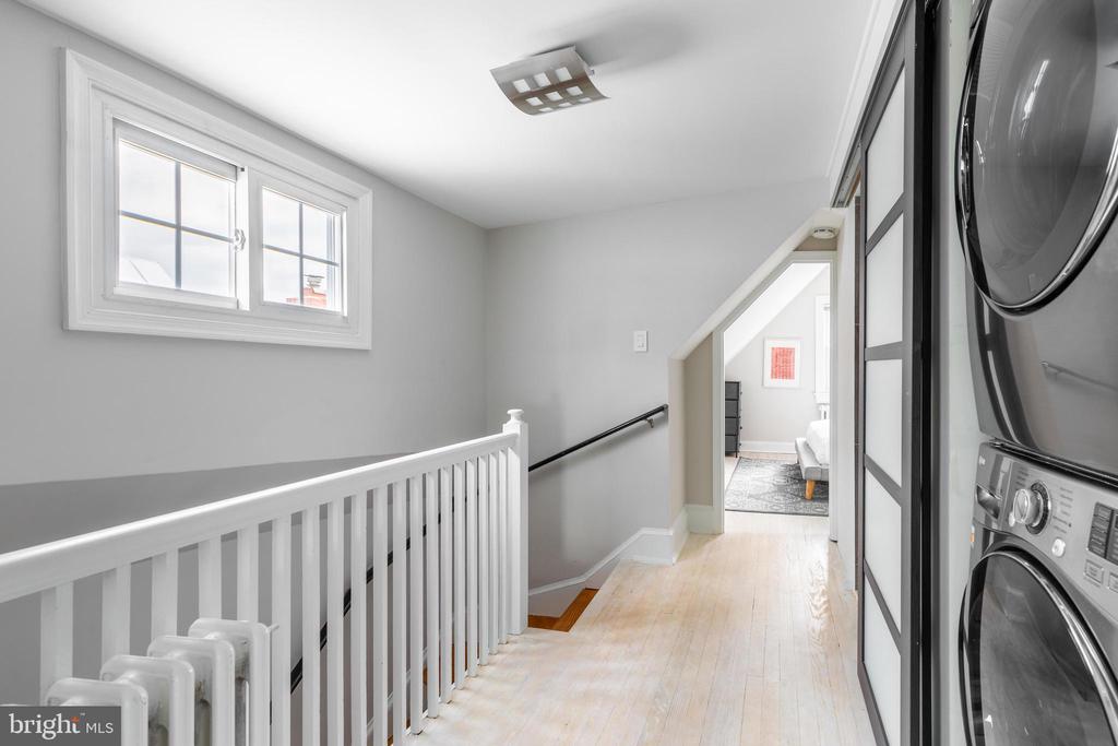 2243 NW 40TH STREET NW