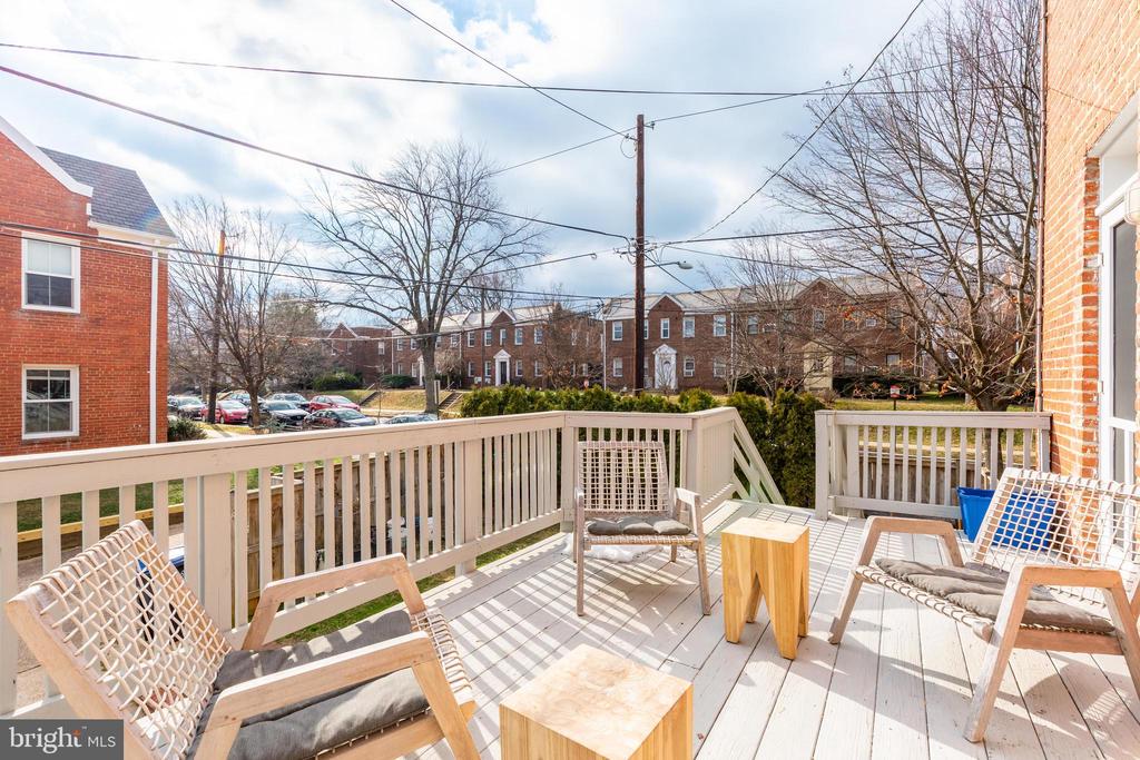 2243 NW 40TH STREET NW