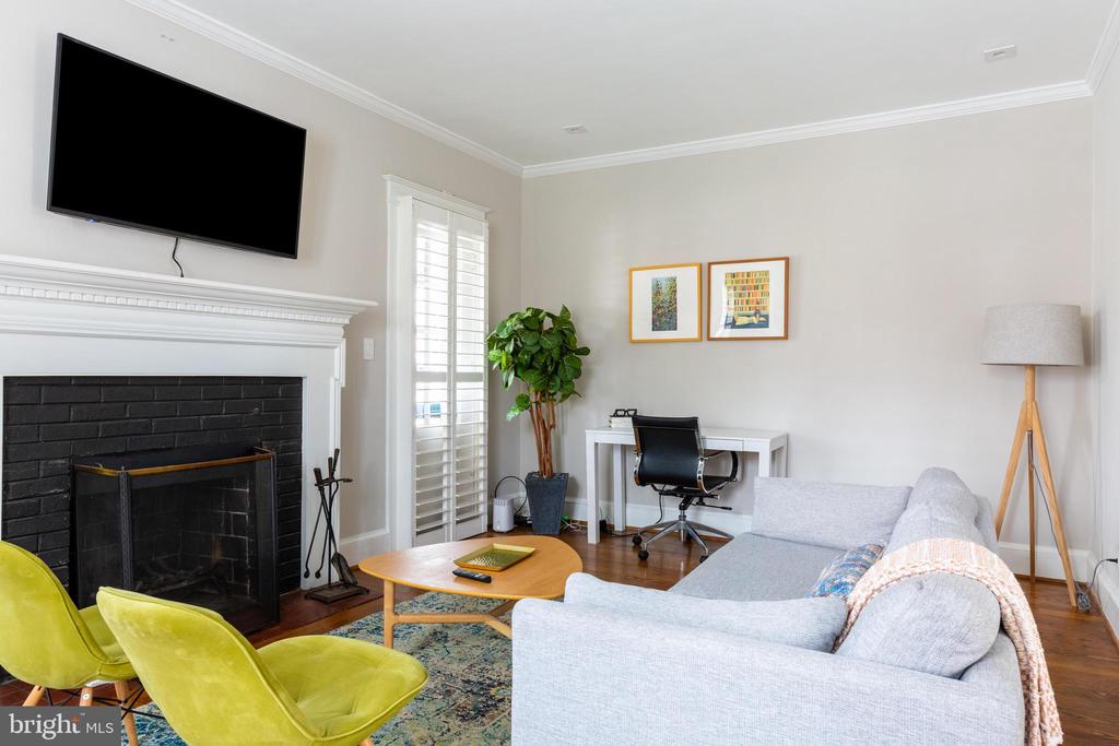 2243 NW 40TH STREET NW
