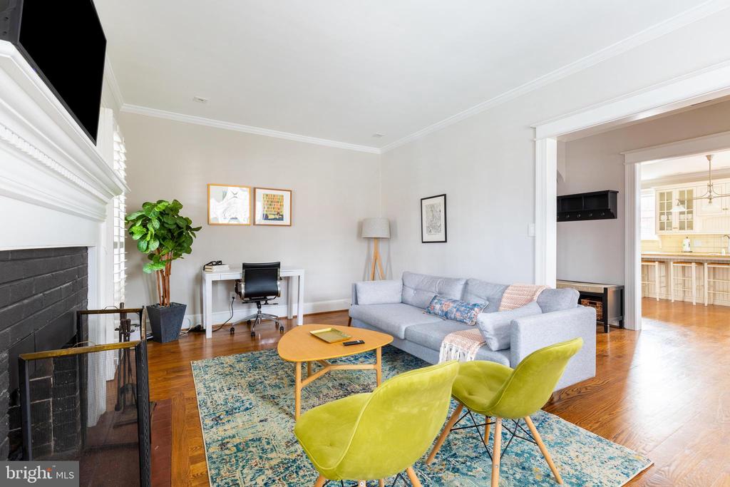 2243 NW 40TH STREET NW