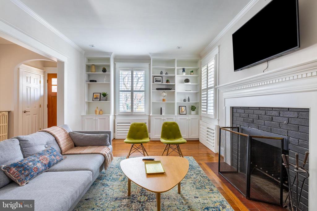2243 NW 40TH STREET NW