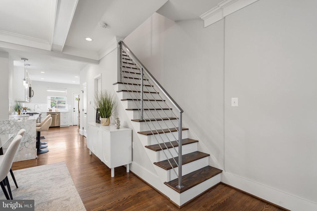 2129 4TH STREET NE