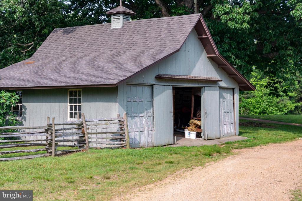 19700 MULBERRY FIELDS ROAD