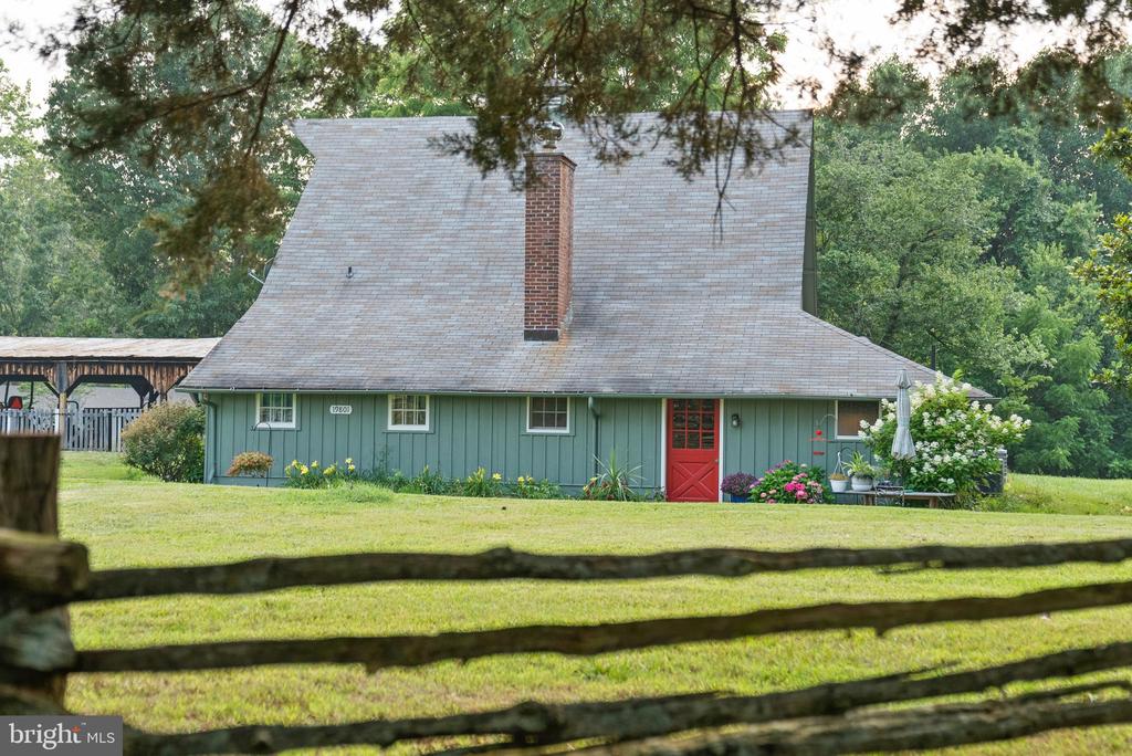 19700 MULBERRY FIELDS ROAD