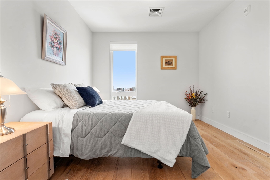420 West Broadway # 405
