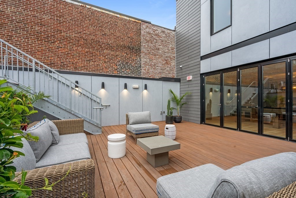 420 West Broadway # 405