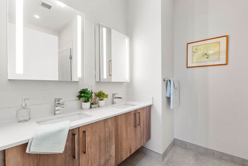 420 West Broadway # 405