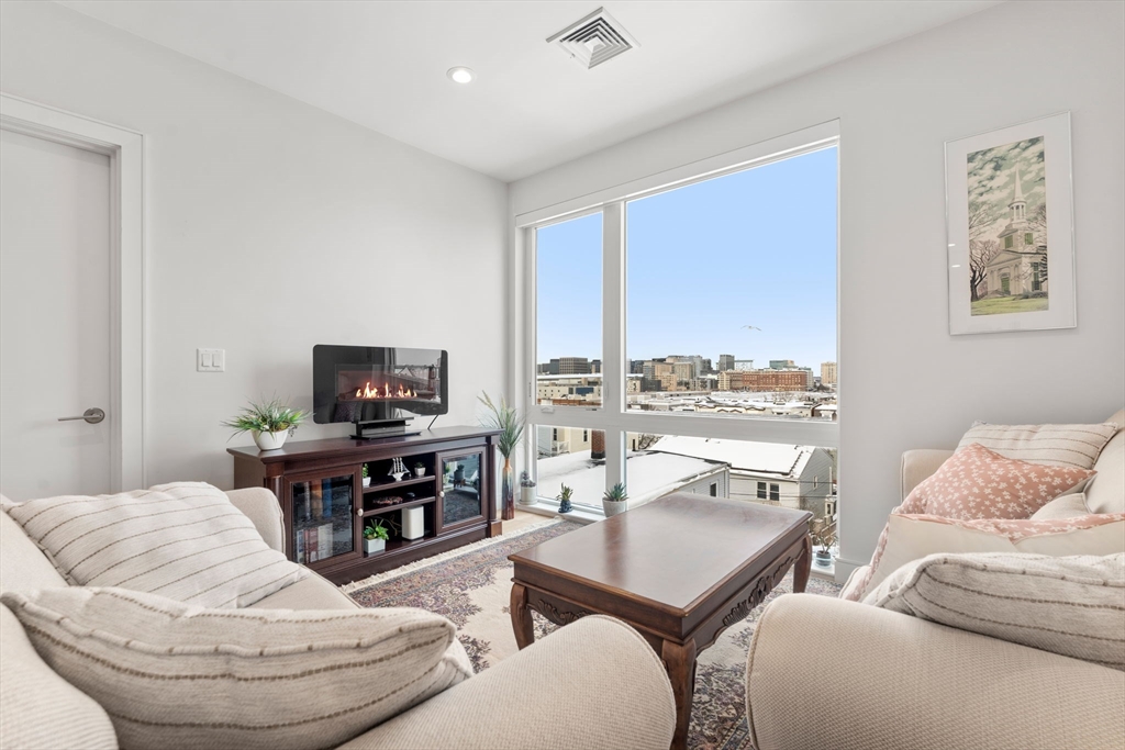420 West Broadway # 405