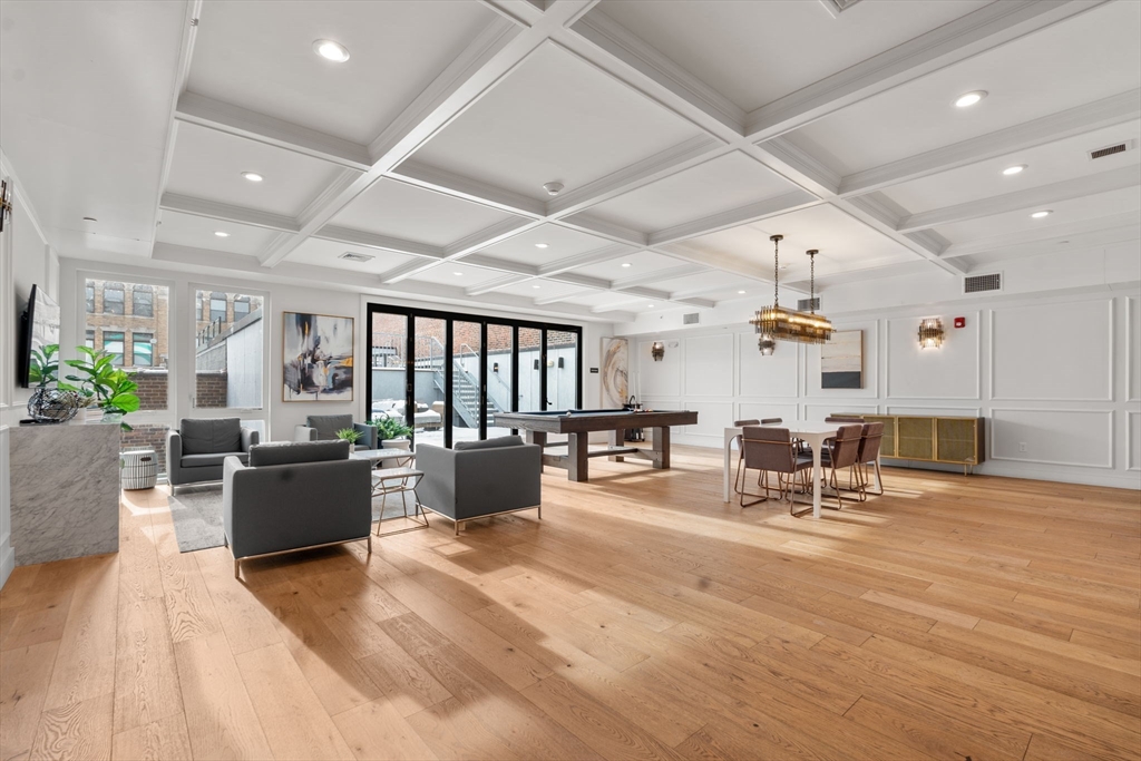 420 West Broadway # 405