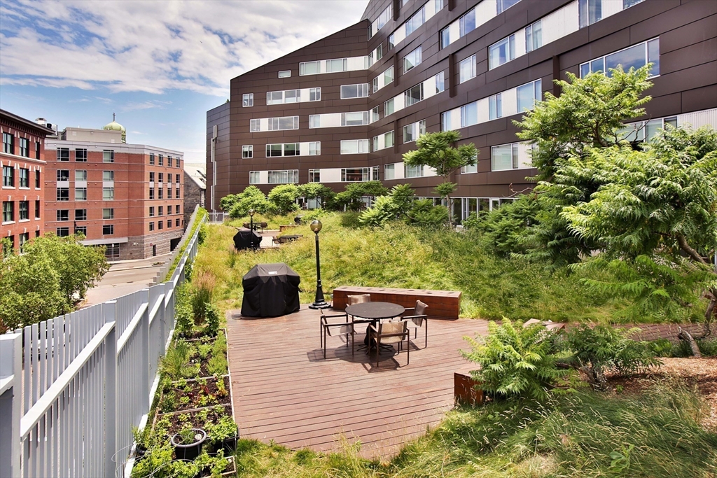141 Dorchester Ave # 411