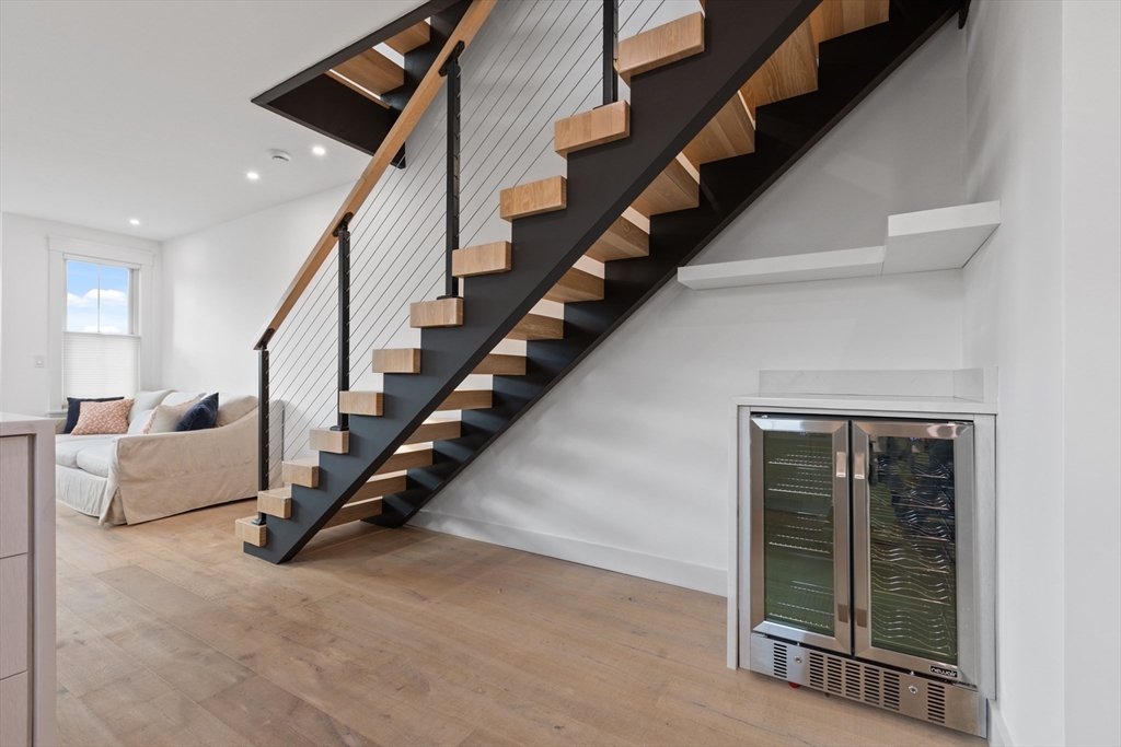 360 Athens St # 360