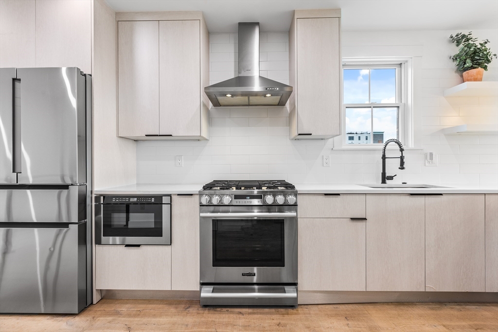 360 Athens St # 360