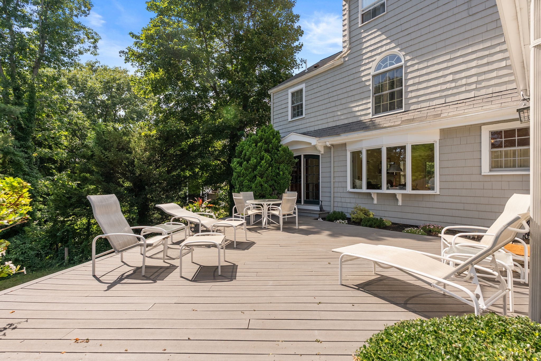 11 Hillcrest Rd