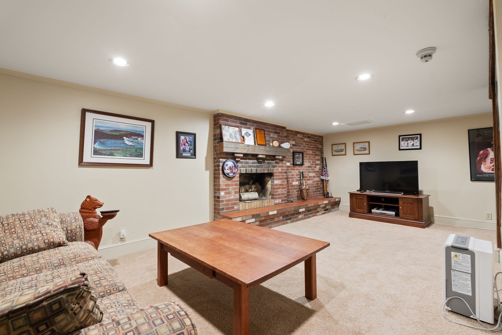 11 Hillcrest Rd