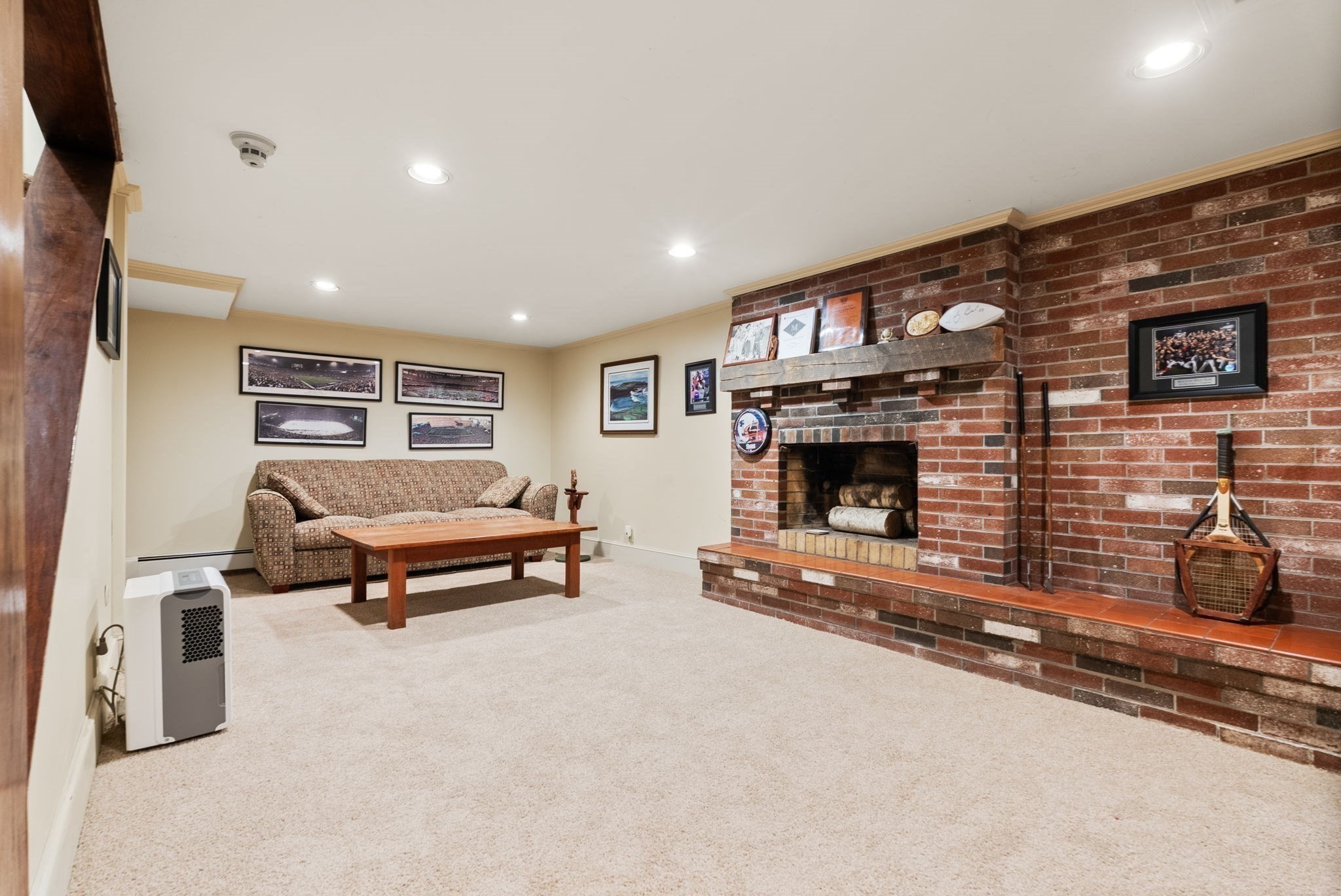 11 Hillcrest Rd