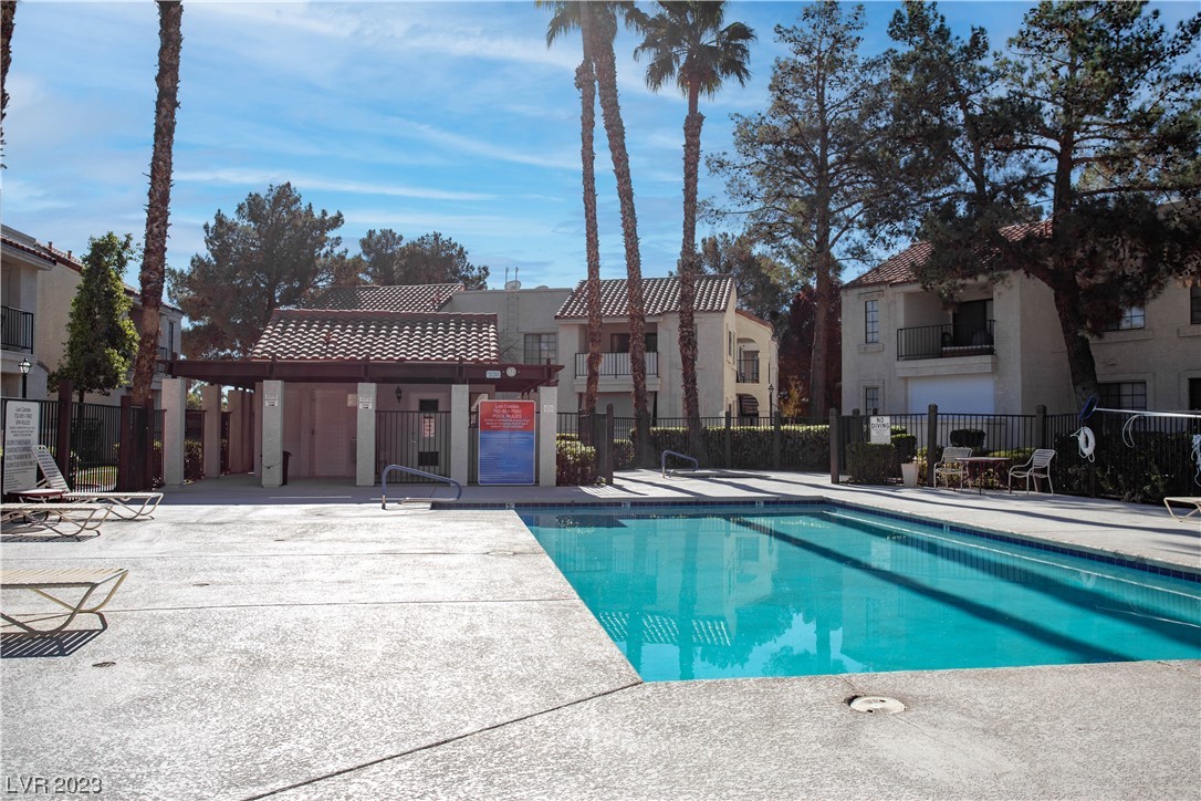4718 Nara Vista Way 204