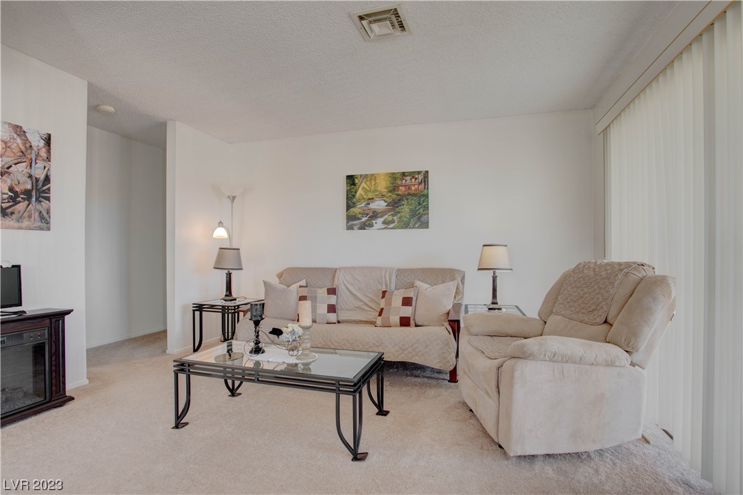 4718 Nara Vista Way 204