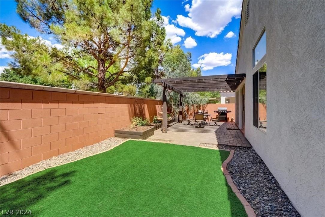 1812 Stablegate Avenue