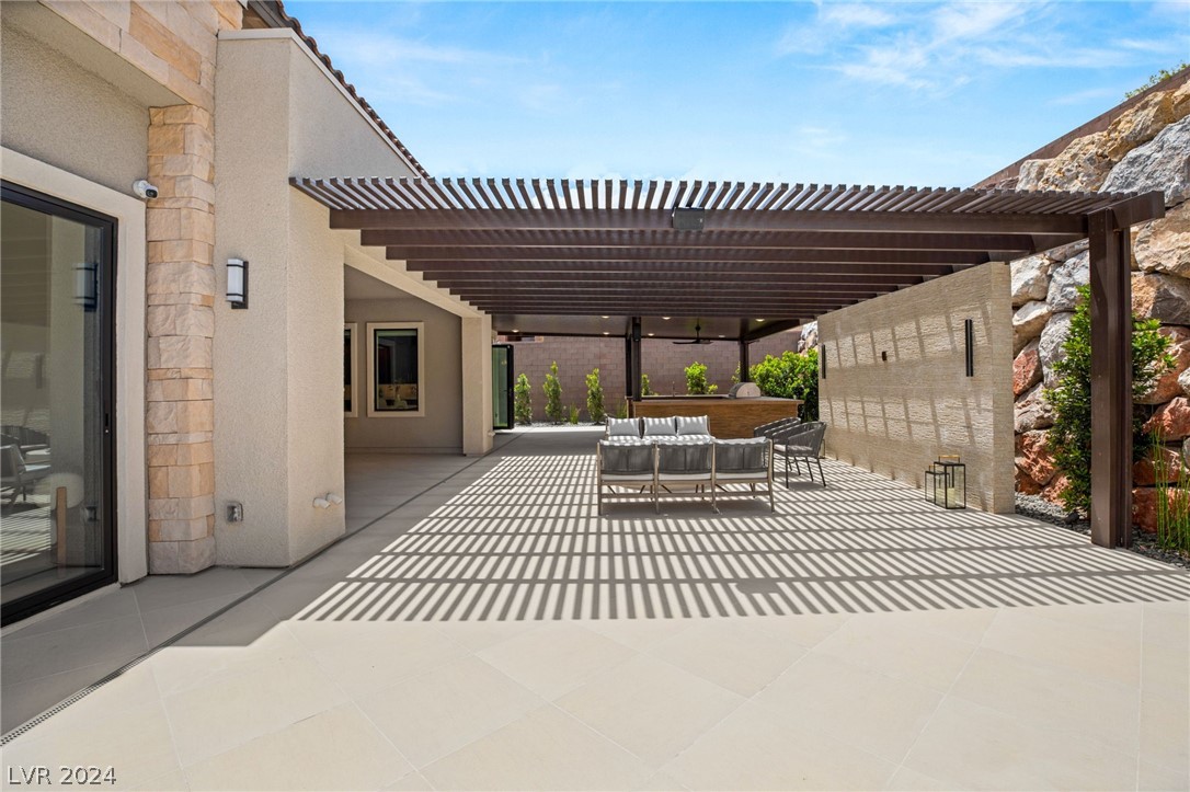 423 Sand Dune Arch Street