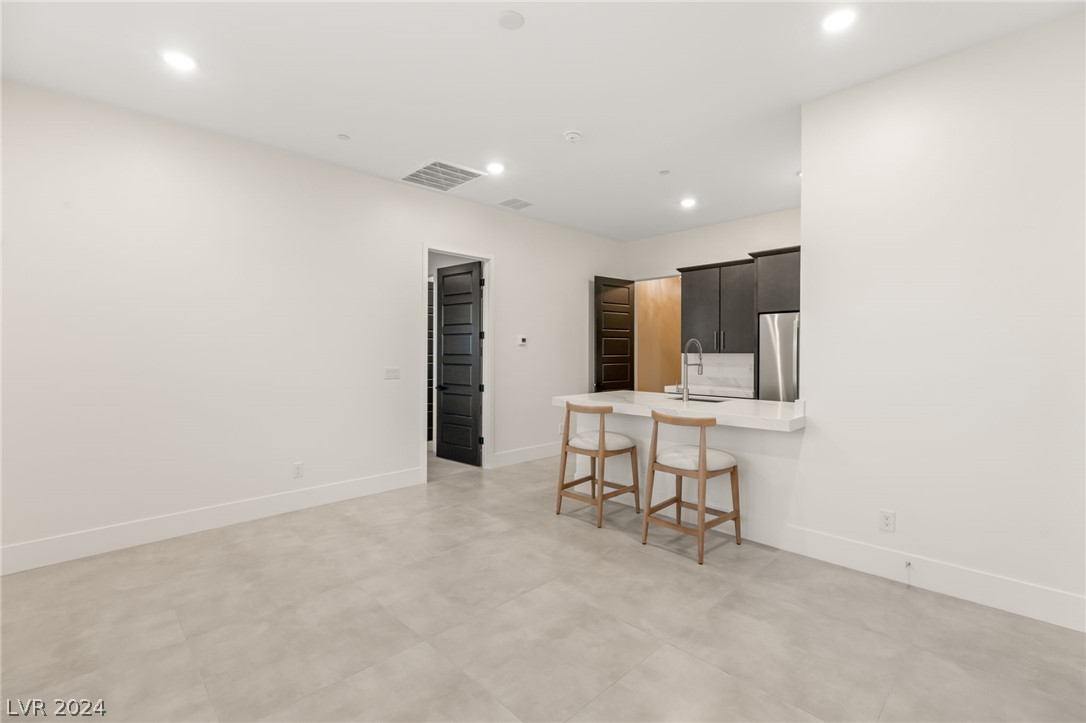 423 Sand Dune Arch Street