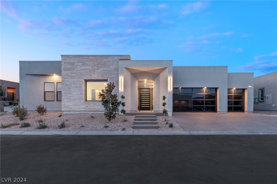 423 Sand Dune Arch Street