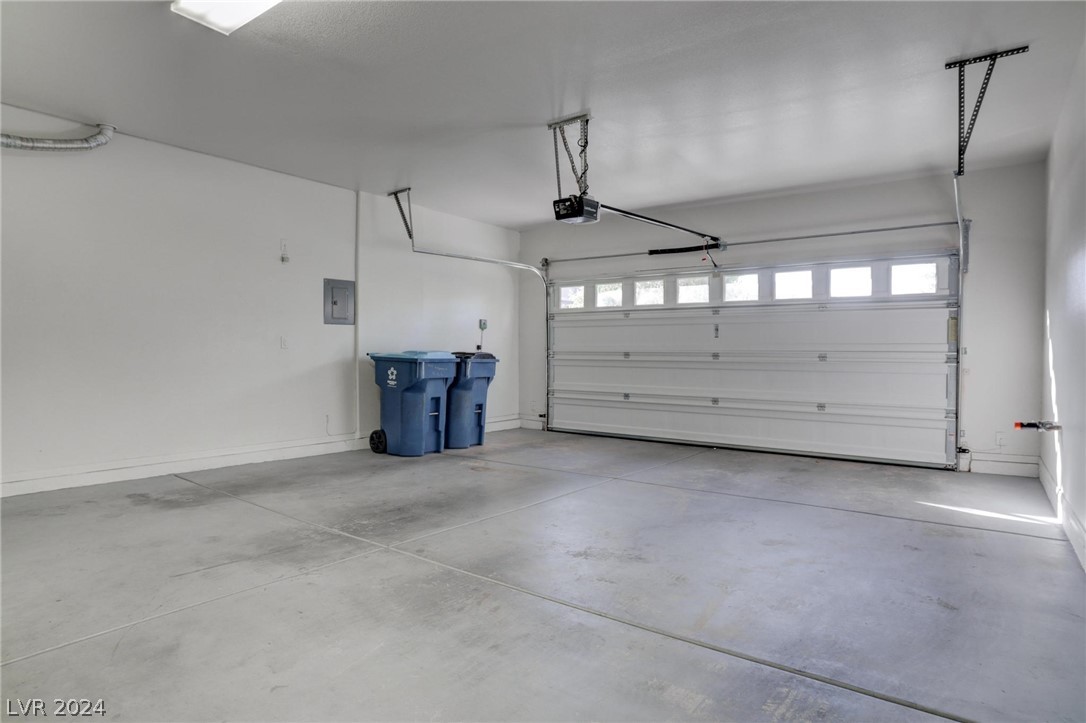 11717 Via Esperanza Avenue