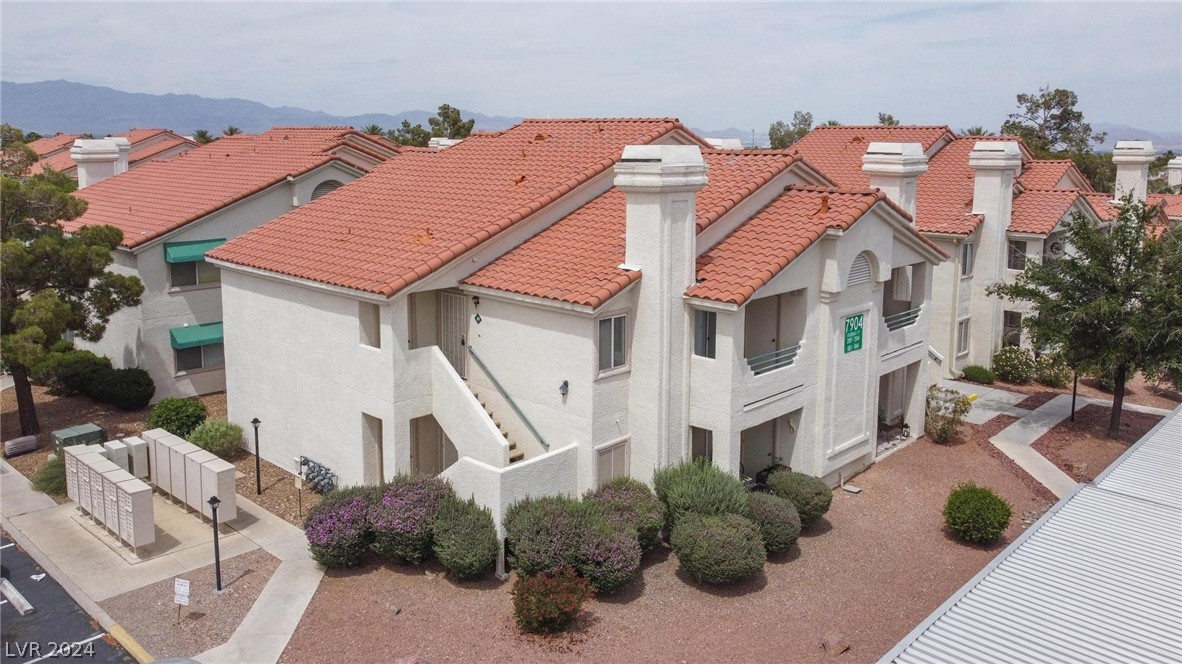 7904 Idledale Court 202