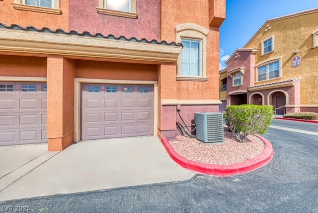 3975 North Hualapai Way 203