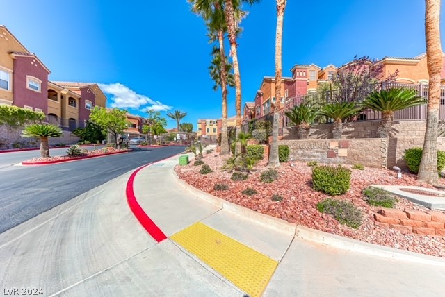 3975 North Hualapai Way 203