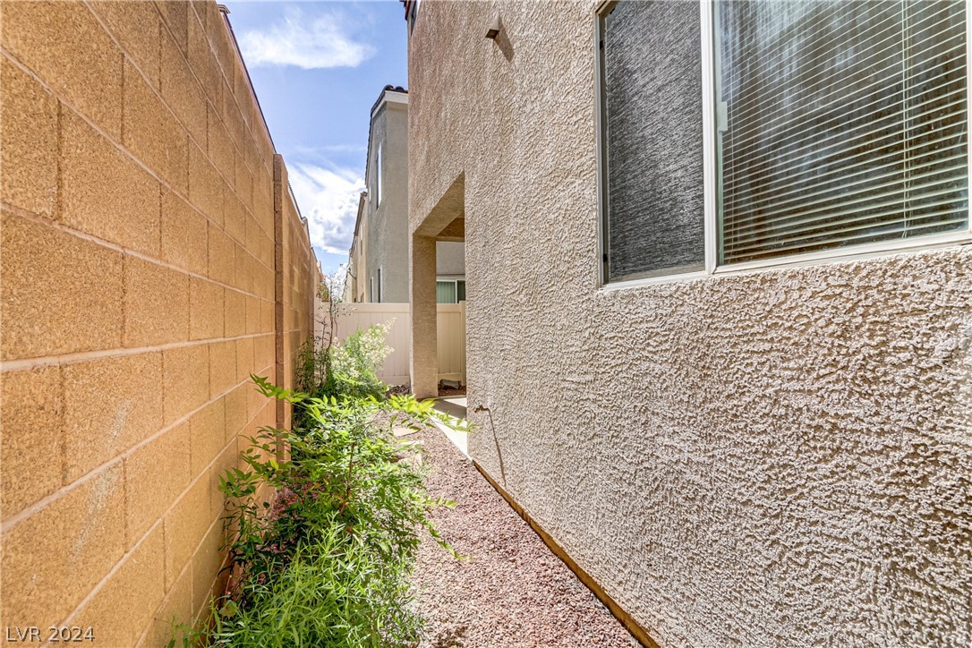 7691 Hampton Willows Lane
