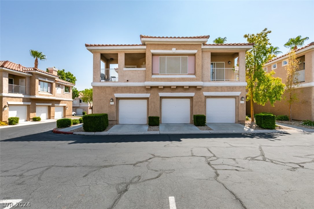 251 South Green Valley Parkway 2321