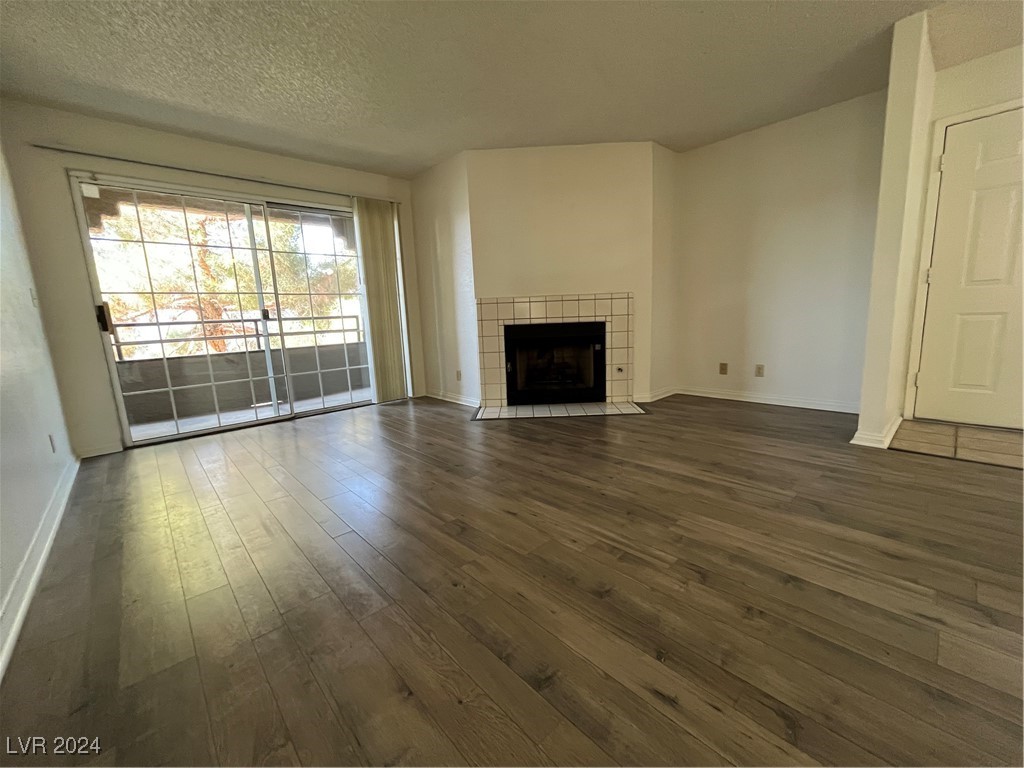 2200 South Fort Apache Road 2028