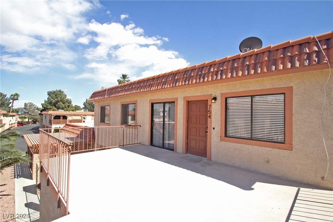 754 Apple Tree Court 0