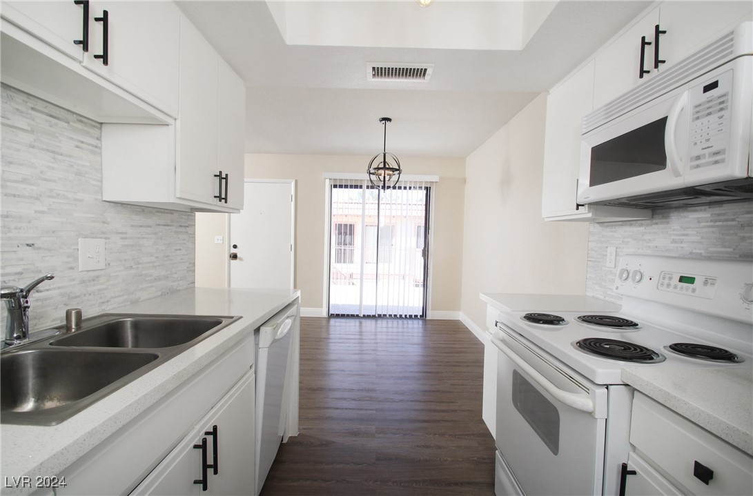 754 Apple Tree Court 0