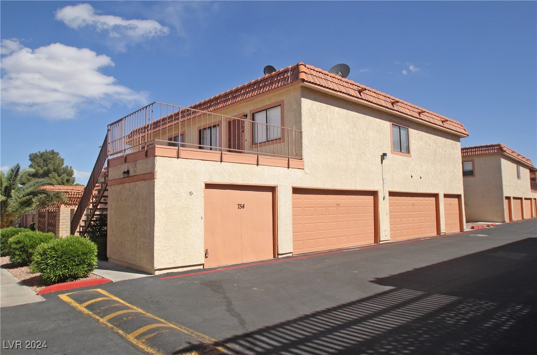 754 Apple Tree Court 0