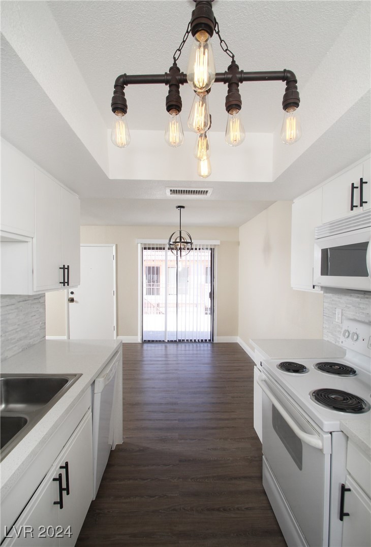 754 Apple Tree Court 0