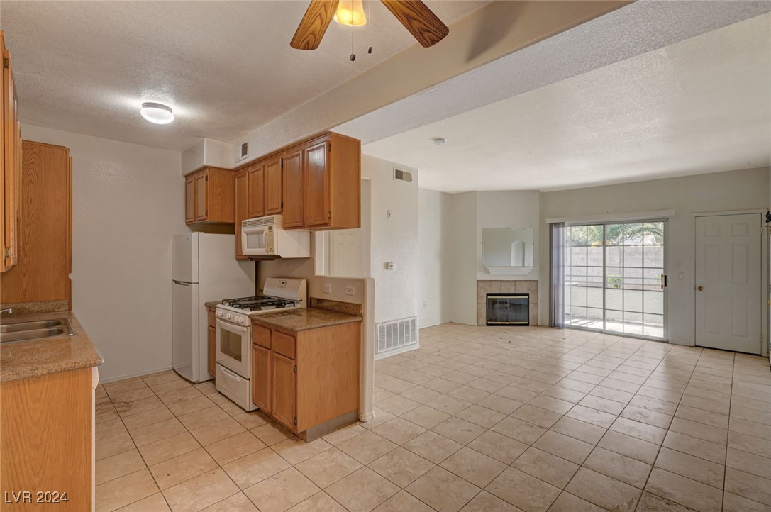 3318 North Decatur Boulevard 1170
