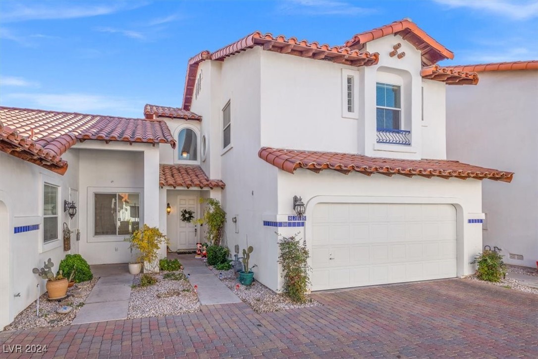 8715 Villa Ariel Lane