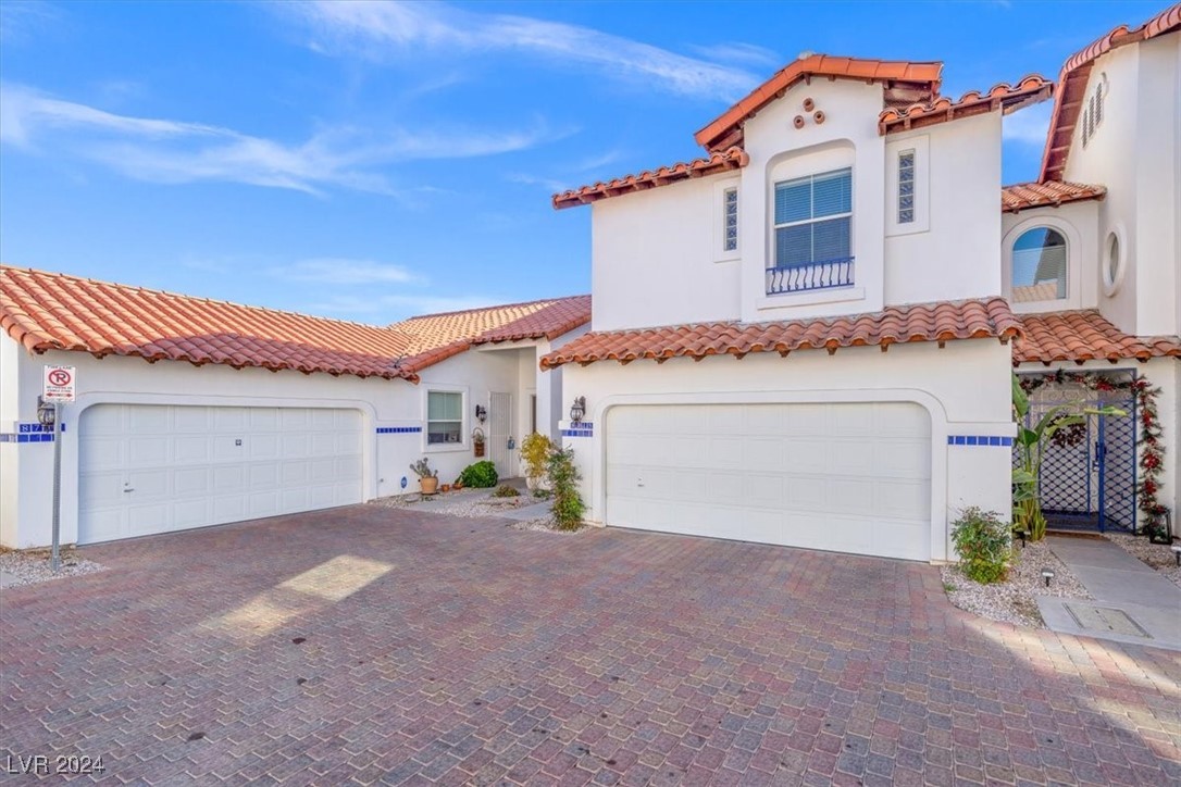 8715 Villa Ariel Lane