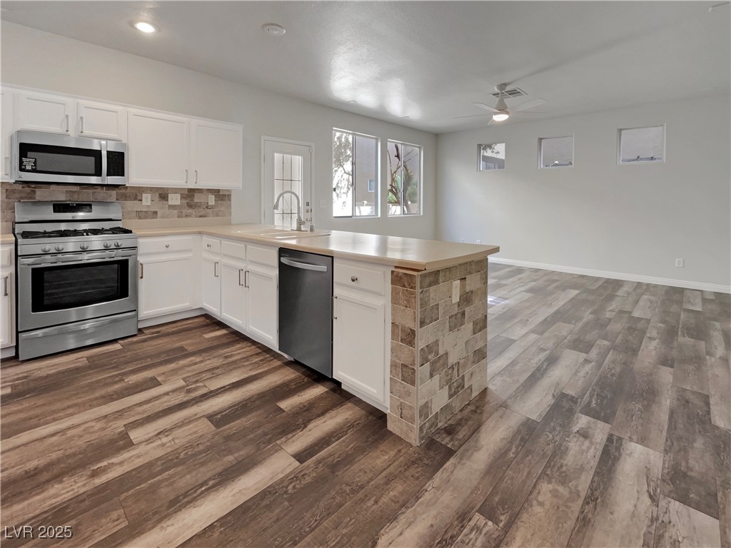 6786 Wormwood Lane
