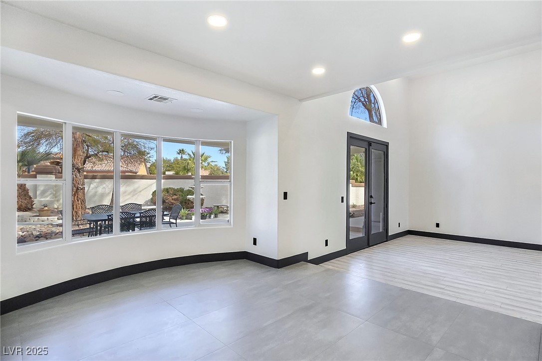 8112 Golfers Oasis Drive