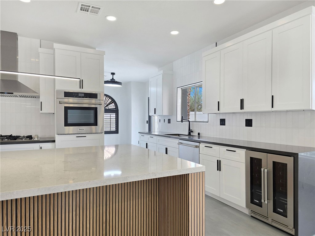8112 Golfers Oasis Drive