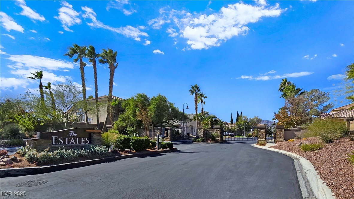 8112 Golfers Oasis Drive